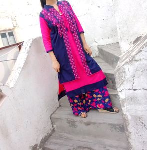 Limited Offer !! Beautiful Pink Kurta Attached Shrug