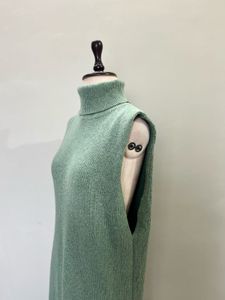 turtle neck know half sweater