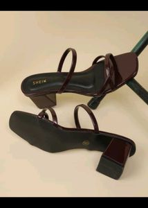 Stylish Square Toe Heeled Sandals