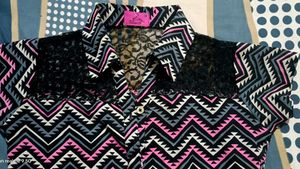 Geometric Print Short Sleeve Top