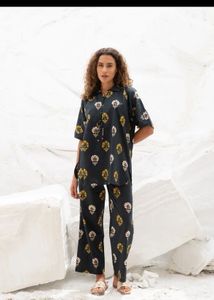 Stylish Printed Kurta Set