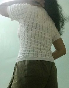 Chic White Knit Top