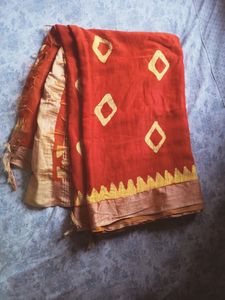 Fashionable Printed Saree With Blouse