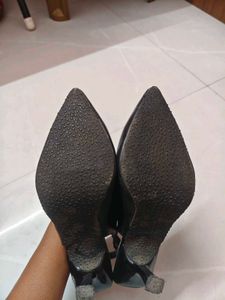 Elegant Black Slingback Heels