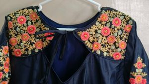 ✨Midnight Bloom Navy Floral Embroidered Gown💙