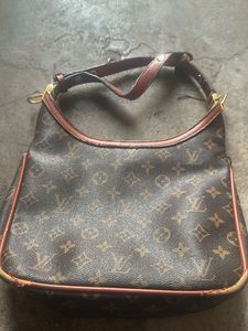 Louis Vuitton Monogram Shoulder Bag
