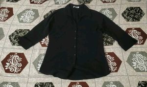 Comfy black shirt ( women's )