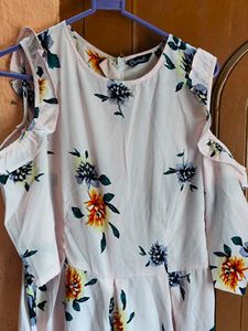Light Pink Floral colour jumpsuit