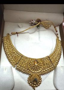 Exquisite Gold Necklace in 3 pieces model as shown