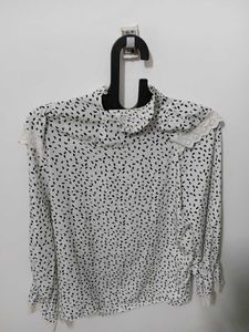Chic Black & White Patterned Blouse