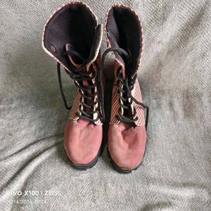 N. Unique Pink Lace-Up Combat Boots
