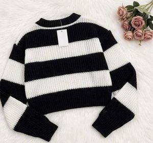 black and white top .. Max Brand XL