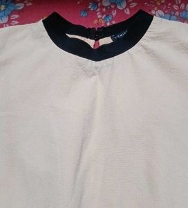 Short Sleeve Dress with side slit