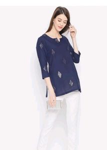 Myntra Blue Top With White Pearl Beaded Leggings