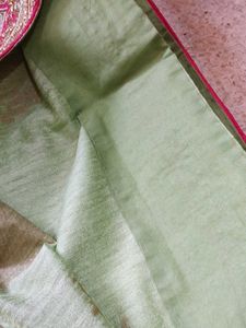 Elegant Green Saree with Pink Blouse