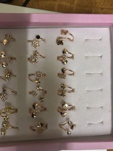 Assorted Women's Fashion Rings 30