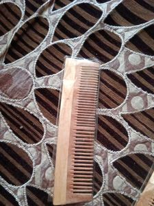 Wooden Comb Any@150 each