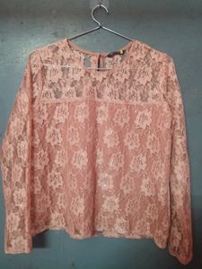 Elegant Lace Top - Perfect for Any Occasion
