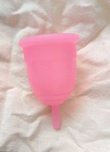 Femme Medium size Menstrual Cup