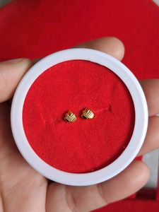 beautiful Gold Stud Earrings