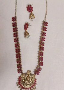 Red &amp; Gold Jhumka Necklace Set