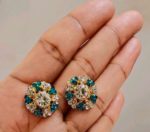 🩵 Turquoise  Blue and Clear Crystal Floral Studs