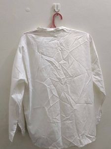 Causal white shirt