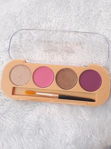 CUFFS N LASHES HANDY-DANDY EYESHADOW PALETTE; Mix