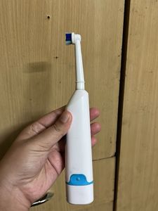 Oral-B Electric Toothbrush