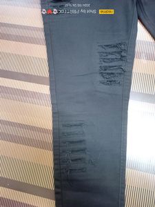 (I-28) 32 Size Slim Fit Denim Jeans