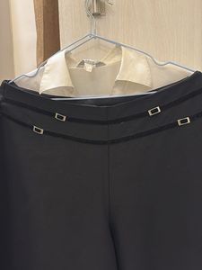 Classic White Shirt &amp; Black Pants(com