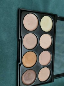 MARS Highlighter and Contour Palette