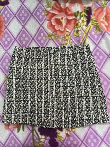 Chic Tweed Mini Skirt 🔥❤️