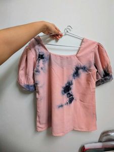 Stylish Pink Tie-Dye Puff Sleeve Top