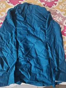 Men's Blue Casual Button-Up Shirt