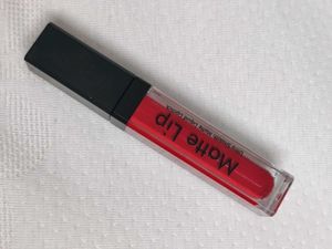 SWISS BEAUTY Matte Red Liquid Lipstick