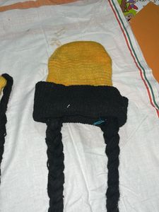 Bundle of 5 Winter Hats