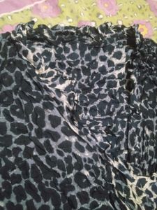 Leopard Print V-Neck Blouse