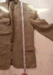 Classic Blazer - Versatile Style