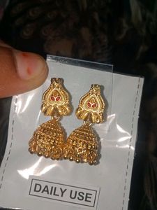Elegant Gold Jhumka Earrings