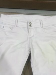 Combo Of White Jean And Black Top