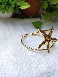 Gold Starfish Bangle arm cuff best for beaches