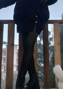 skirt+ stockings