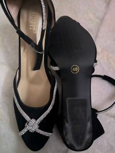 Sparkling Black Heels with Crystal Accents