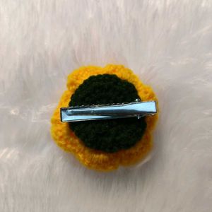 Crocheted yellow rose Hair Clip