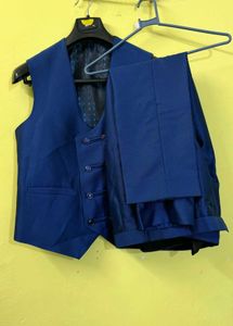 Stylish Blue Men's Suit
