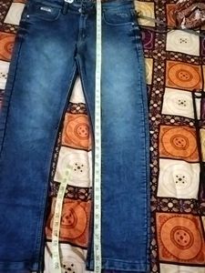 Men's Blue Washed Jeans