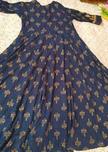 Elegant Navy Kurta with Gold Print