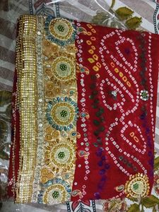 beautiful dupatta full heavy