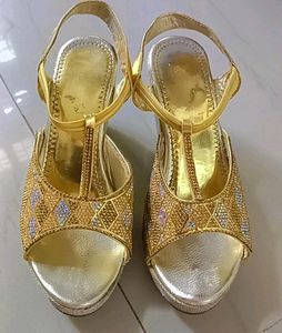 Sparkling Gold Wedge Sandals